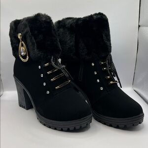 NEW!! Black Booties Super Cute Boots With Bling
